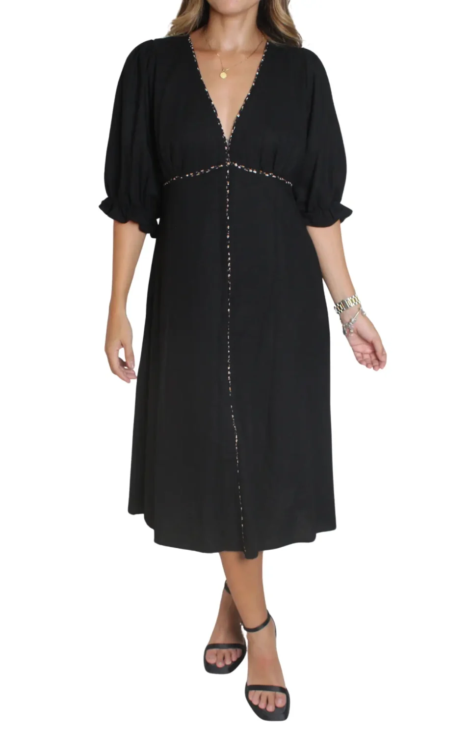 Vestido Midi con Detalle en Contraste Negro