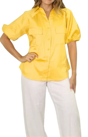 Blusa Camisera Con Bolsillos