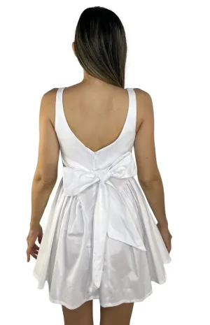 Vestido corto juvenil blanco espalda