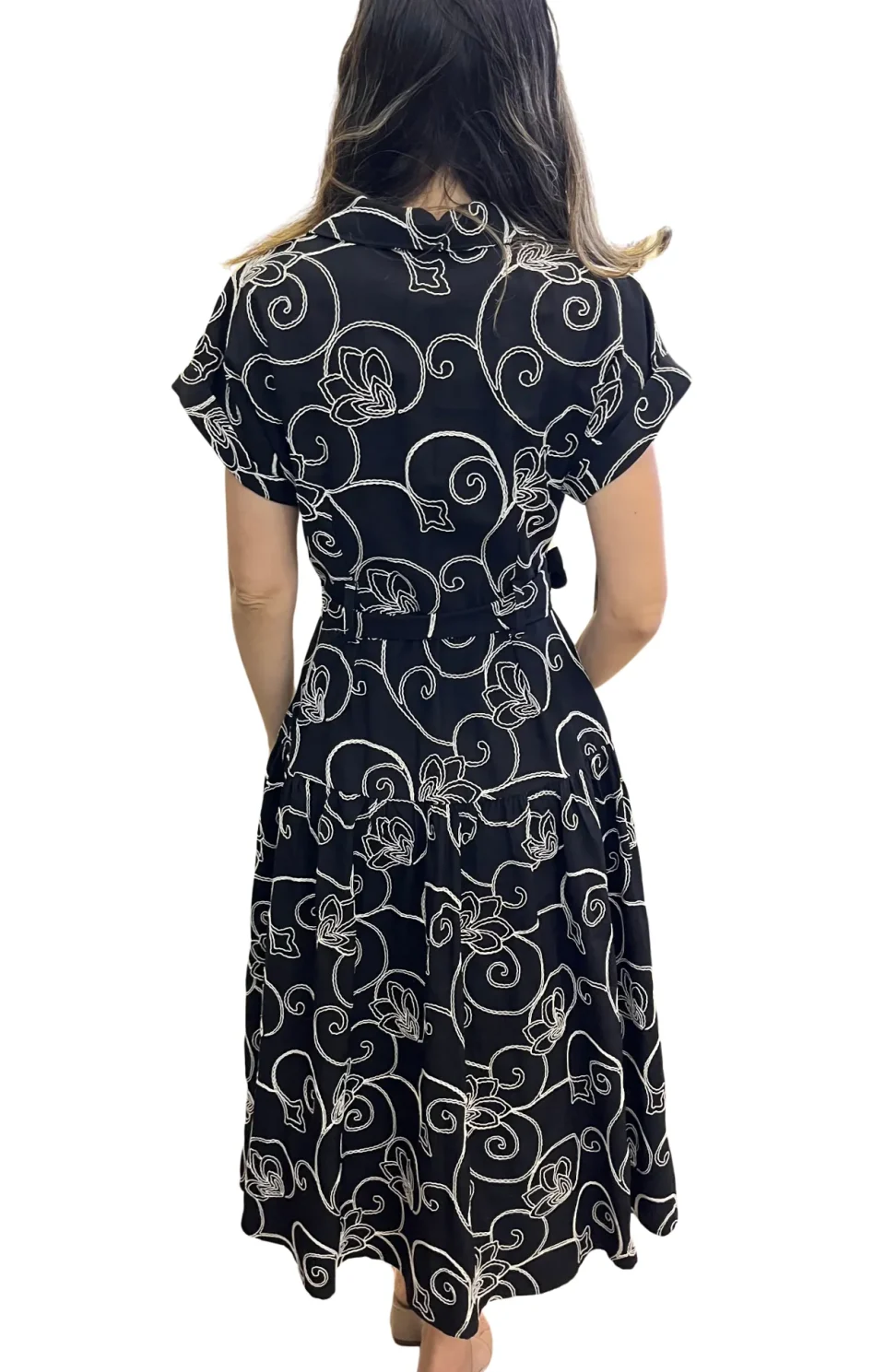 vestido negro largo elegante espalda